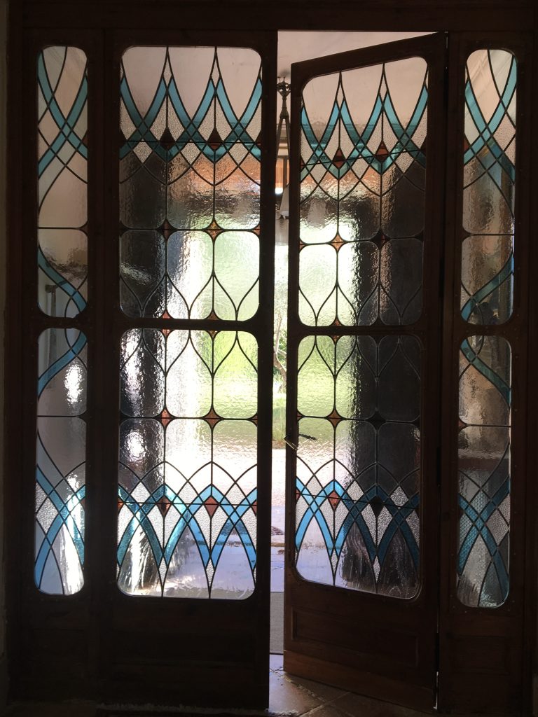 vitrail-art-deco-dans-porte-ancienne-adelie-payen-toulouse